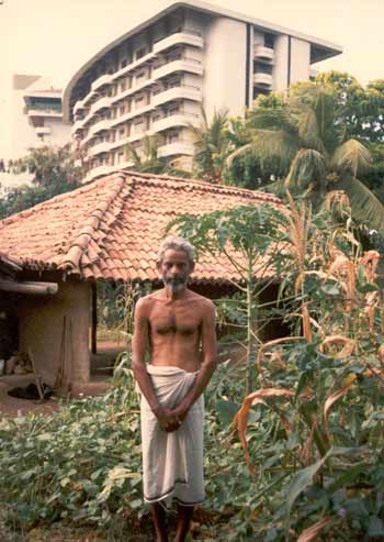 Farmer Tennekoon at the Samudra Cottage